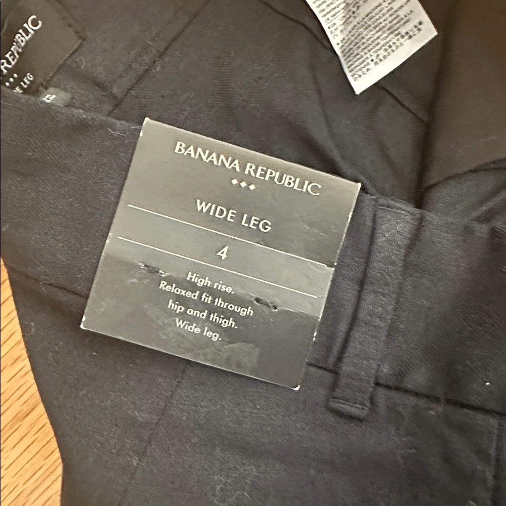 Banana Republic Size 4 Black Linen High Waist Pleated Wide Leg Pants in Size 4 - Picture 7 of 16